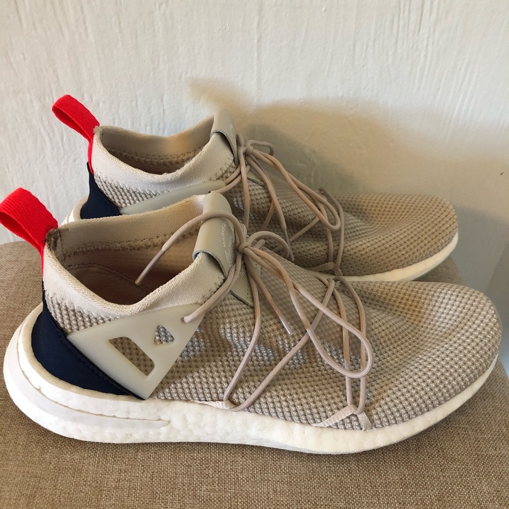 Adidas tennis shoes